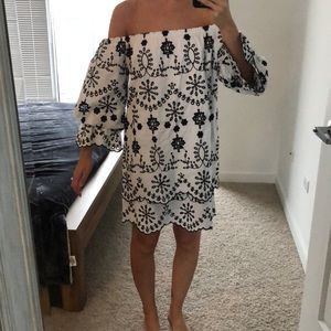 ZARA off the shoulder white/black dress